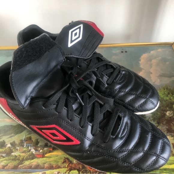 Umbro Porto Outdoor Soccer Cleats - Picture 6 of 9